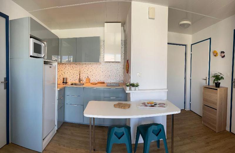 Bleu Marine Vue Ocean, 2 Chambres, Terrasse 30M2, Parking Privatif Et Piscine En Ete Lacanau Luaran gambar